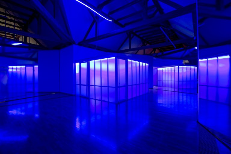 Magdalena Jetelová (DES)ORIENTATION? | Projects from 1982-2013 Magdalena Jetelová (DES)ORIENTATION? | Projects from 1982-2013