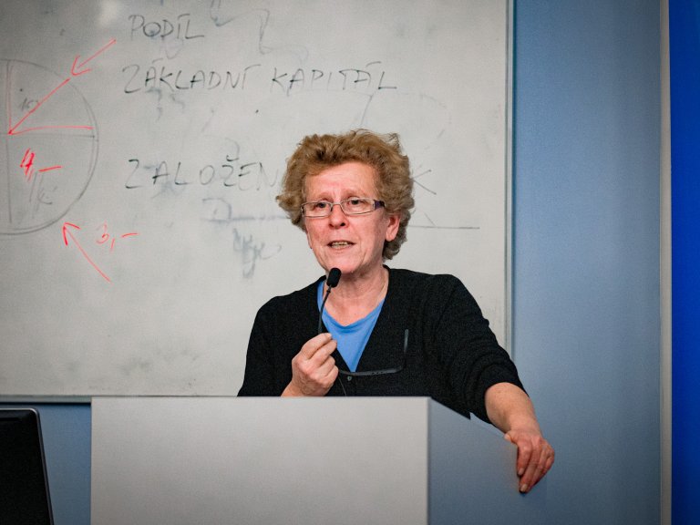 Ingeborg Fialová Germanistka Ingeborg Fialová