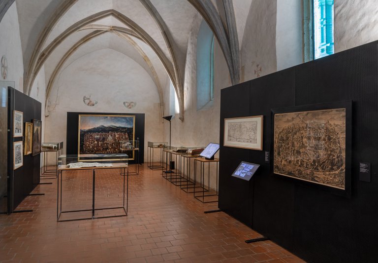 Výstava Kristova cesta na Golgotu ulicemi Jeruzaléma instalovaná ve Zdíkově paláci, foto: MUO – Markéta Lehečková Výstava Kristova cesta na Golgotu ulicemi Jeruzaléma instalovaná ve Zdíkově paláci, foto: MUO – Markéta Lehečková