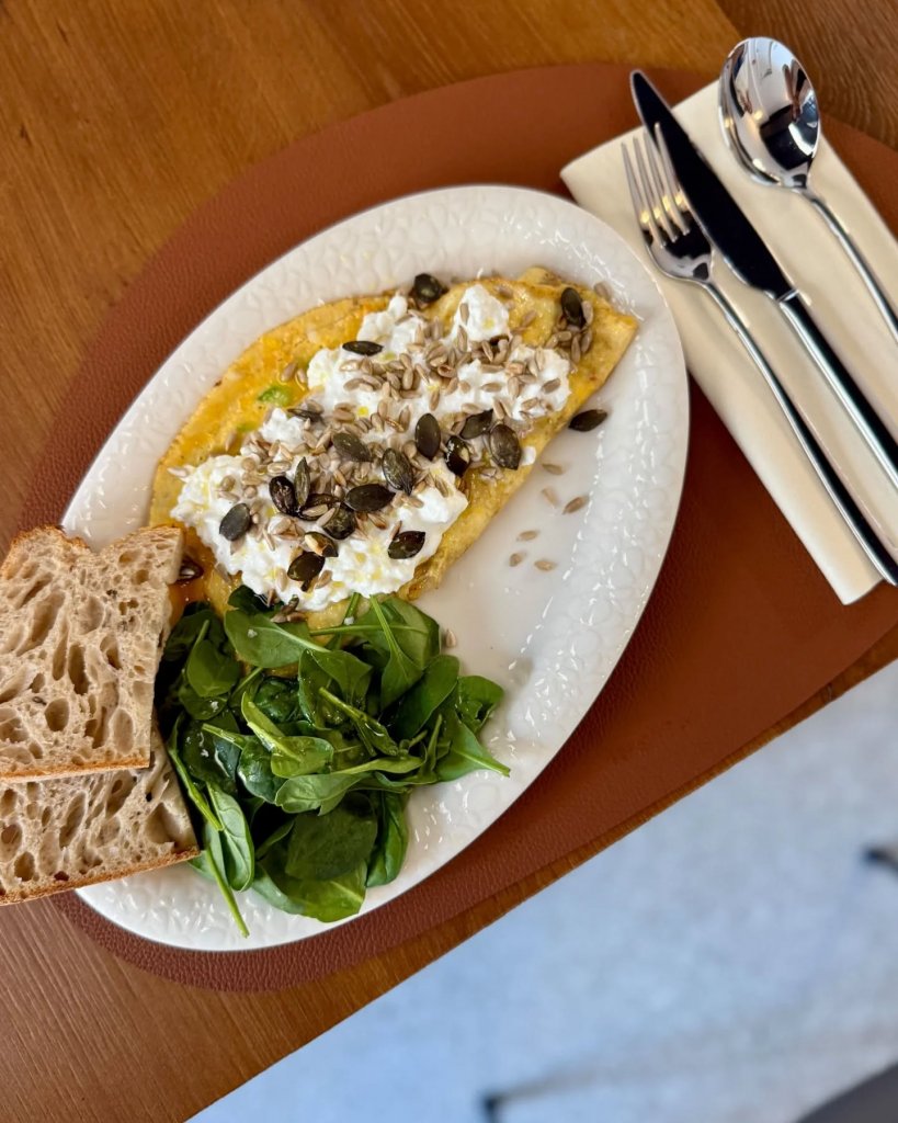 Bistro Central - offer